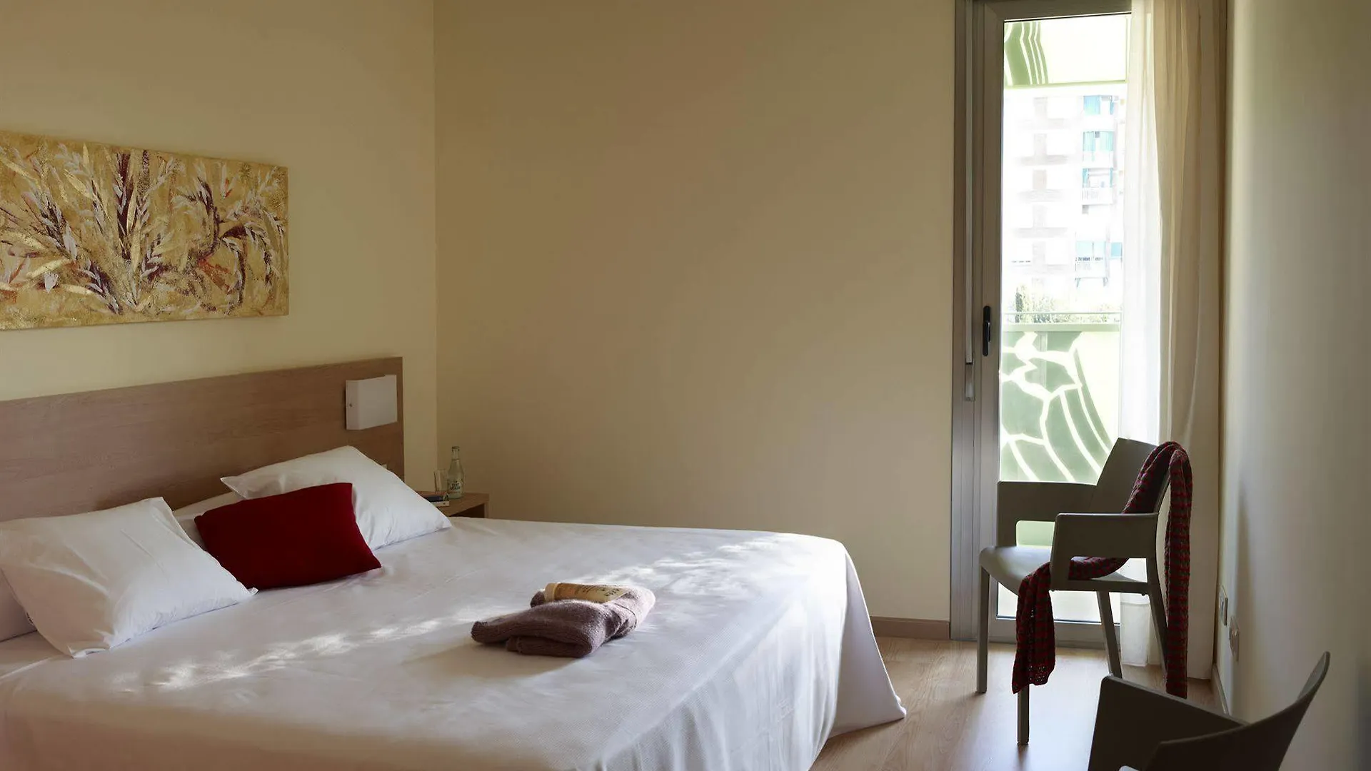 Apartamentos Aura Park Fira Bcn L'Hospitalet de Llobregat 0*,